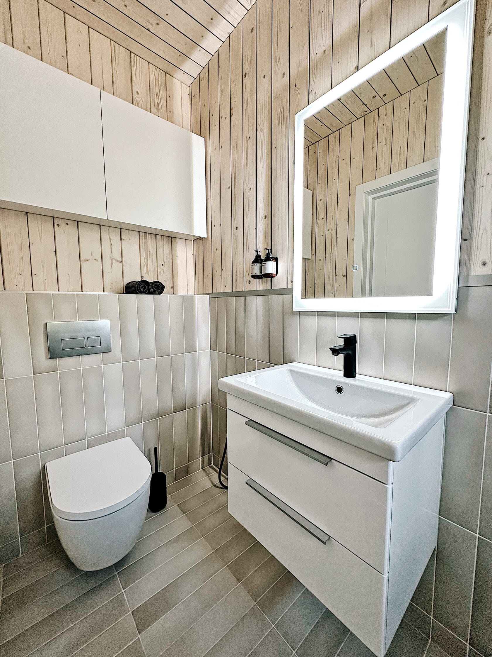 Boxmate house reference image 11